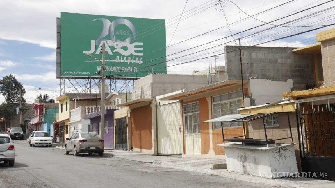 $!El INM en Saltillo enfrenta desafíos logísticos y confusiones en su nueva sede, mientras se busca esclarecer la situación del mobiliario robado durante la mudanza.