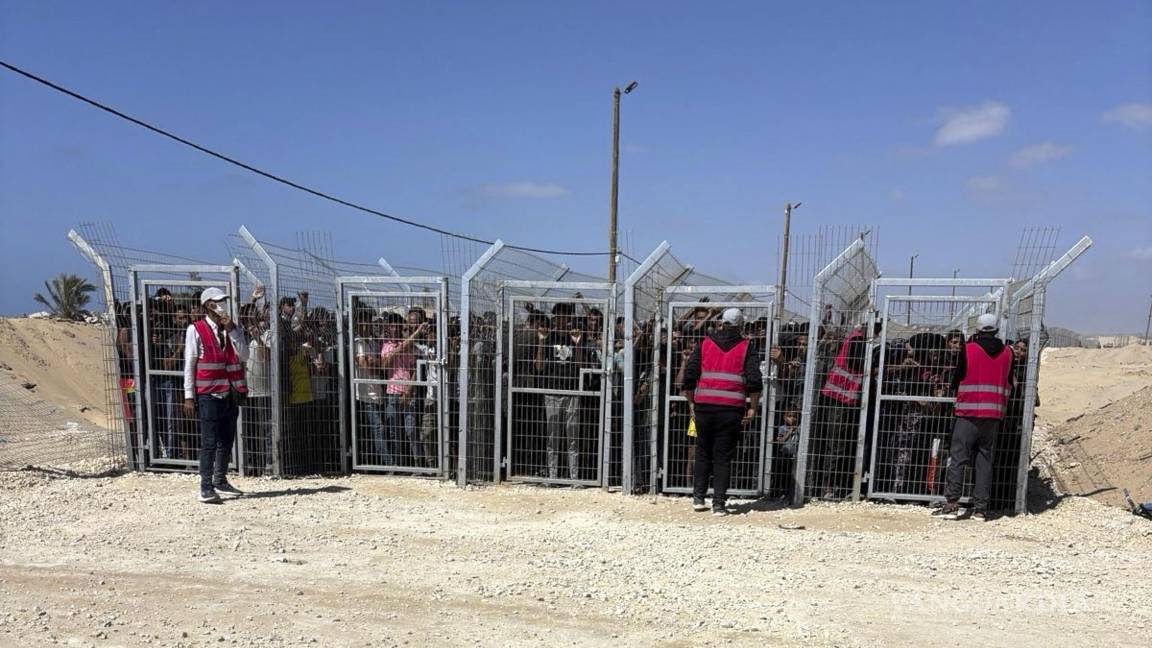 Denuncian contratistas estadounidenses que colegas disparan a palestinos que buscan comida en Gaza