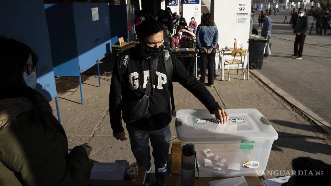 $!La carta propuesta pretende reemplazar una constitución impuesta por la dictadura militar del general Augusto Pinochet.