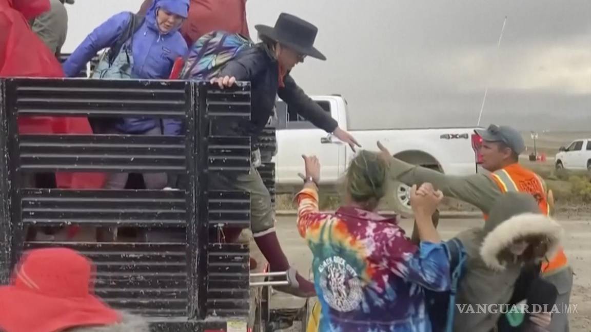 $!‘Pese al caos, Burning Man fue una experiencia única’: saltillense varado en festival de Nevada