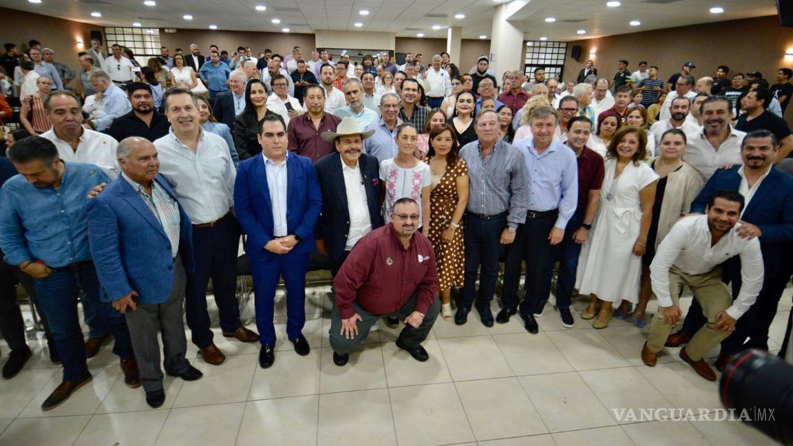 $!Claudia Sheinbaum fue bien recibida por sus correligionarios, y los empresarios invitados a la reunión.