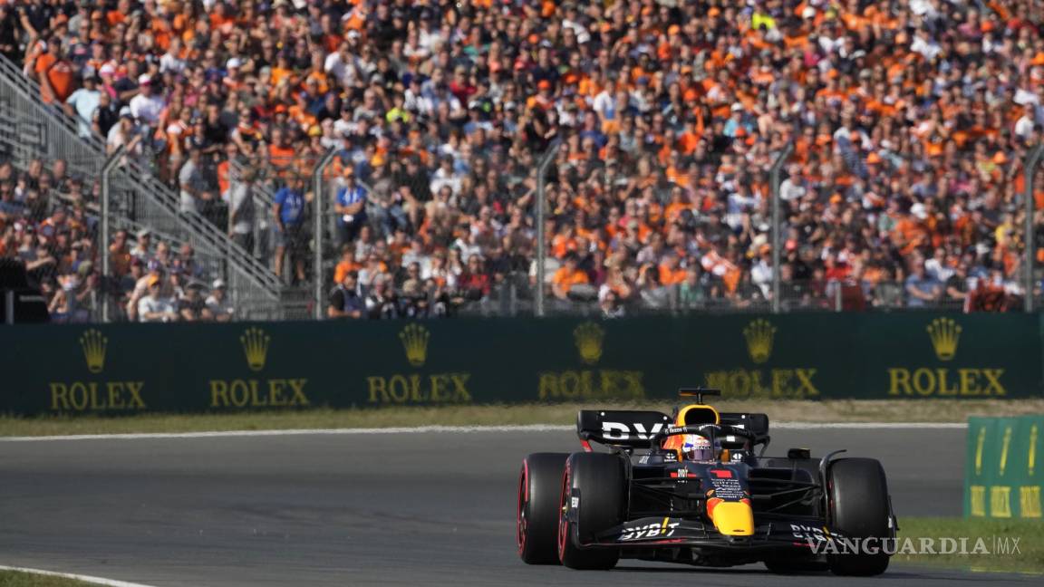 Mercedes y Ferrari lucen en entrenamientos del Gran Premio de Países Bajos