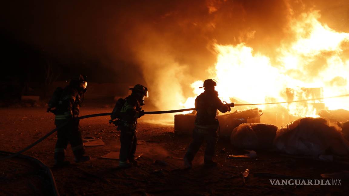 Saltillo: Incendio en la colonia Morelos moviliza a cuerpos de emergencia