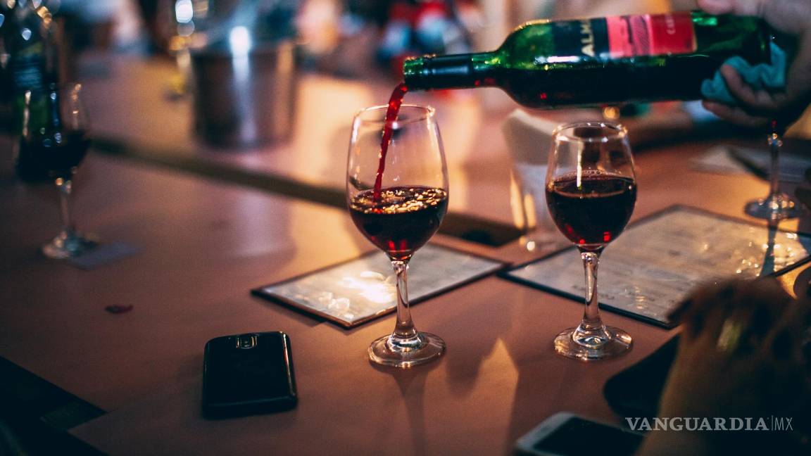 $!El vino contiene un antioxidante llamado resveratrol.