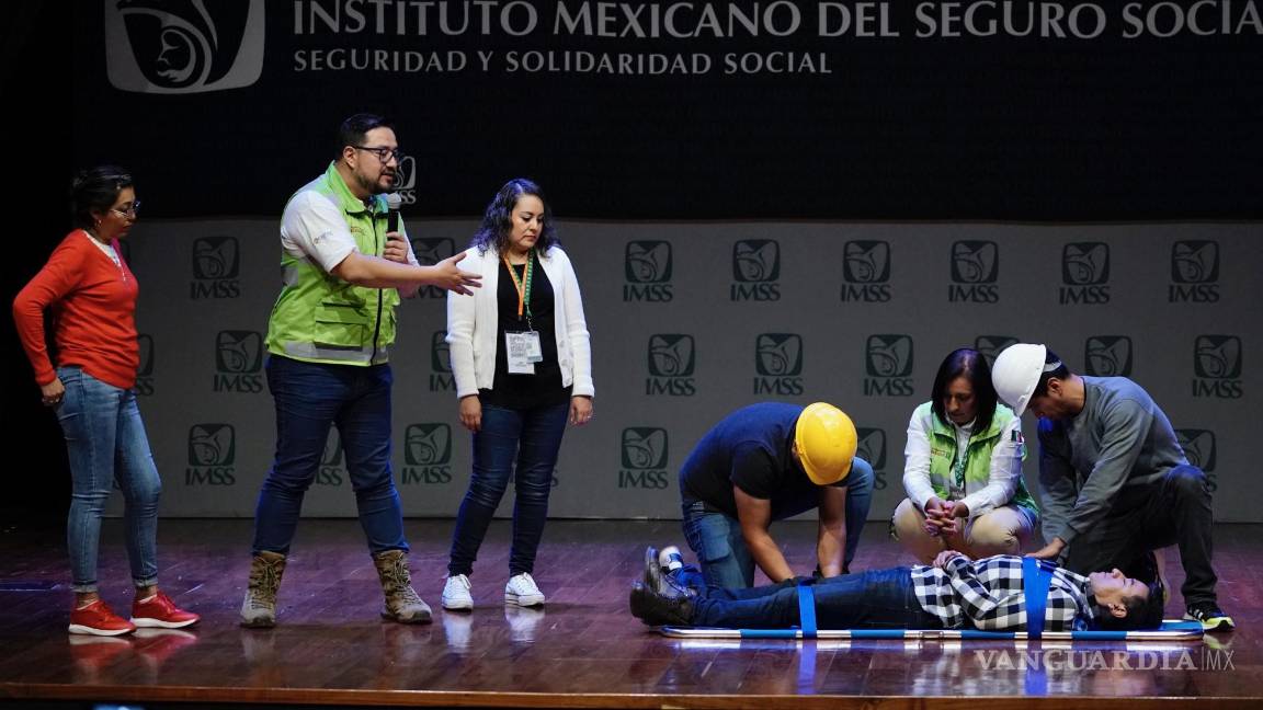 Capacita IMSS a personal en manejo en procedimientos de emergencias