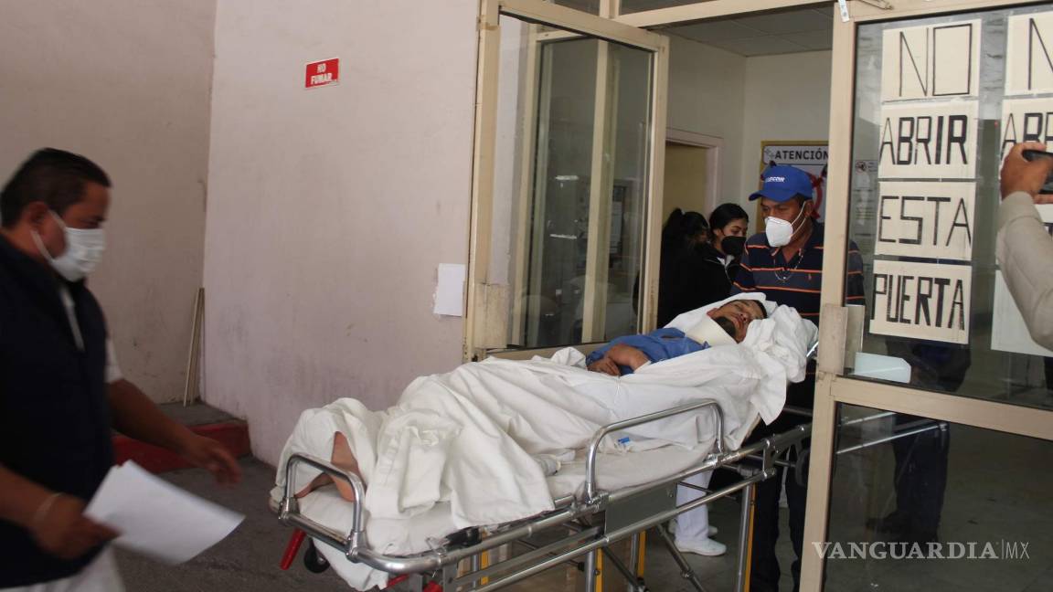 Hombre apedrea domicilio en Parras, Coahuila; en respuesta, lo golpean con un bate