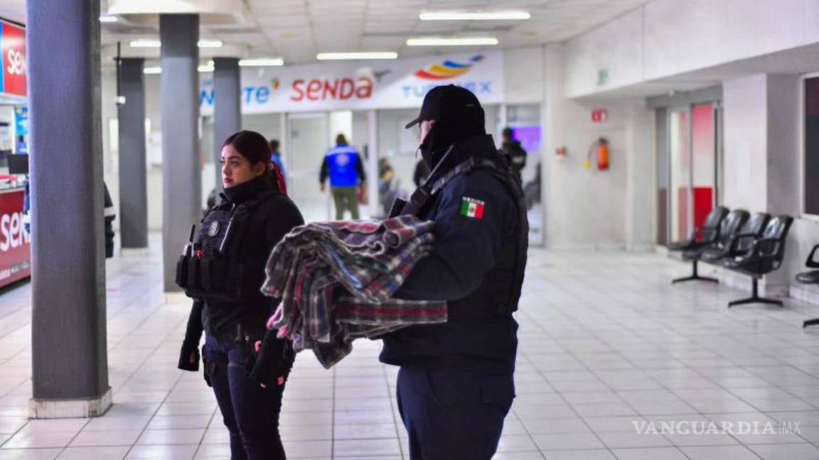 $!Oficiales de las corporaciones de seguridad reparten apoyos