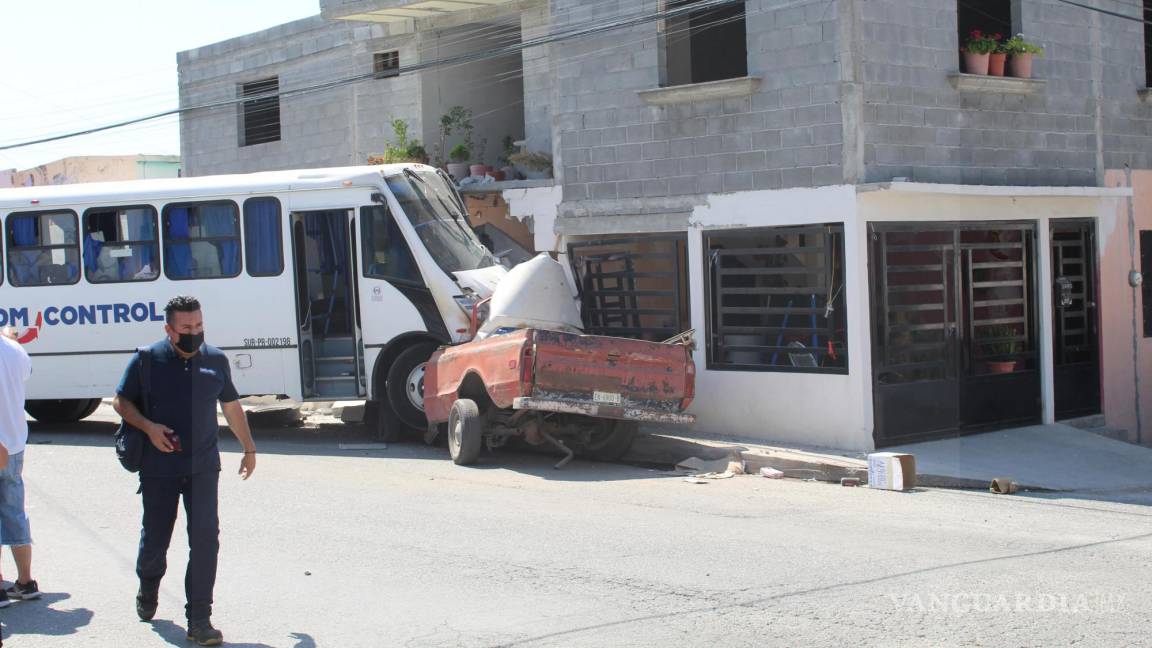 DM Control trae caos a Saltillo; peatones reportan constantes percances