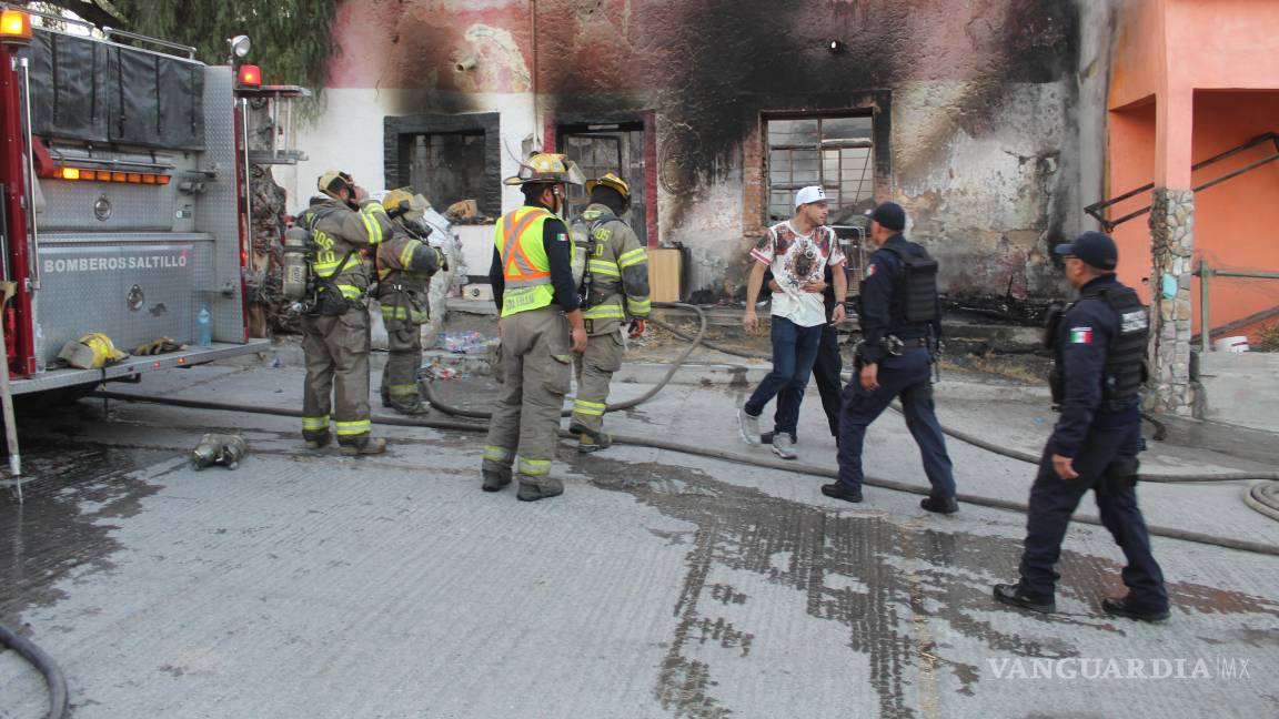 Incendian casa en Águila de Oro, en Saltillo; identifican a los responsables