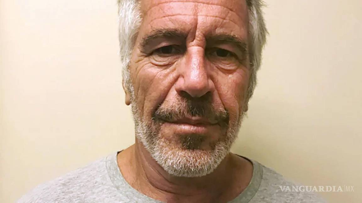 $!Jeffrey Epstein, el 28 de marzo de 2017. Trump y Epstein se cruzaron a lo largo de los años, pues ambos pertenecían a círculos sociales adinerados de Nueva York y Florida.