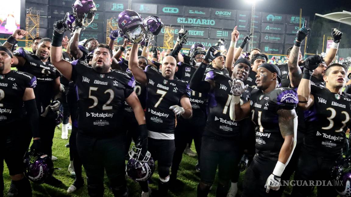 $!El juego excelente juego terrestre de Dinos amarró el triunfo en el cuarto final 17-10 sobre Reyes de Jalisco.