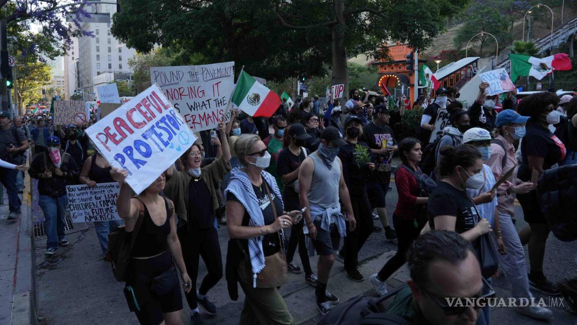 Con redadas de Trump, EU pierde ingresos y fuerza laboral