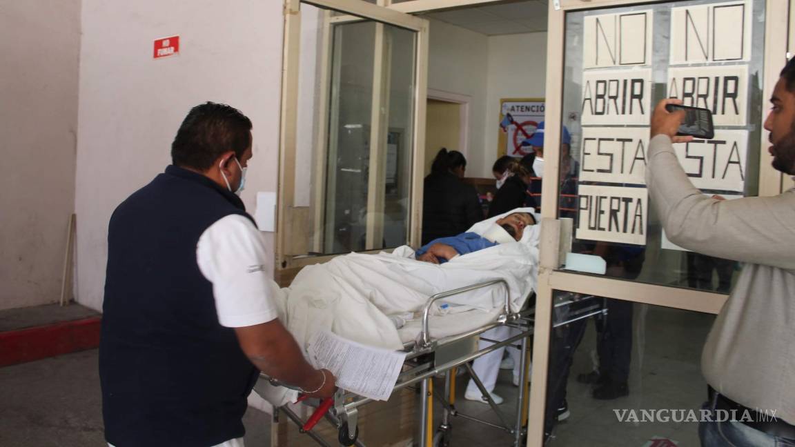 Hombre apedrea domicilio en Parras, Coahuila; en respuesta, lo golpean con un bate