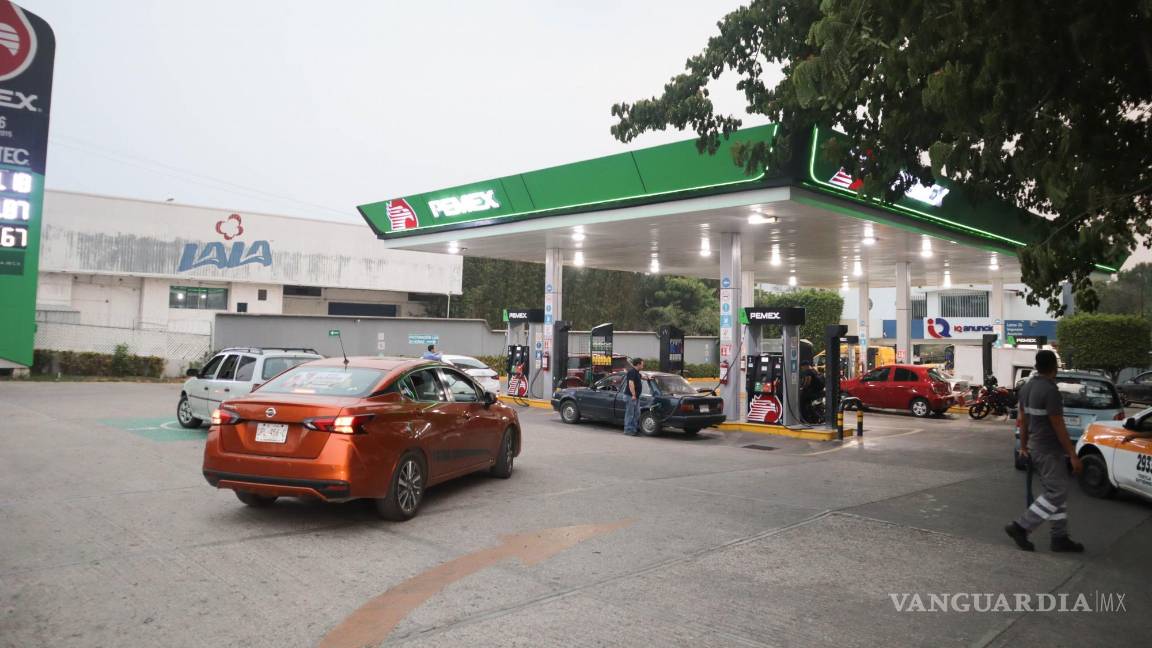 $!Con algunos cambios en tus hábitos de conducción y mantenimiento del vehículo, es posible ahorrar una cantidad considerable de dinero.