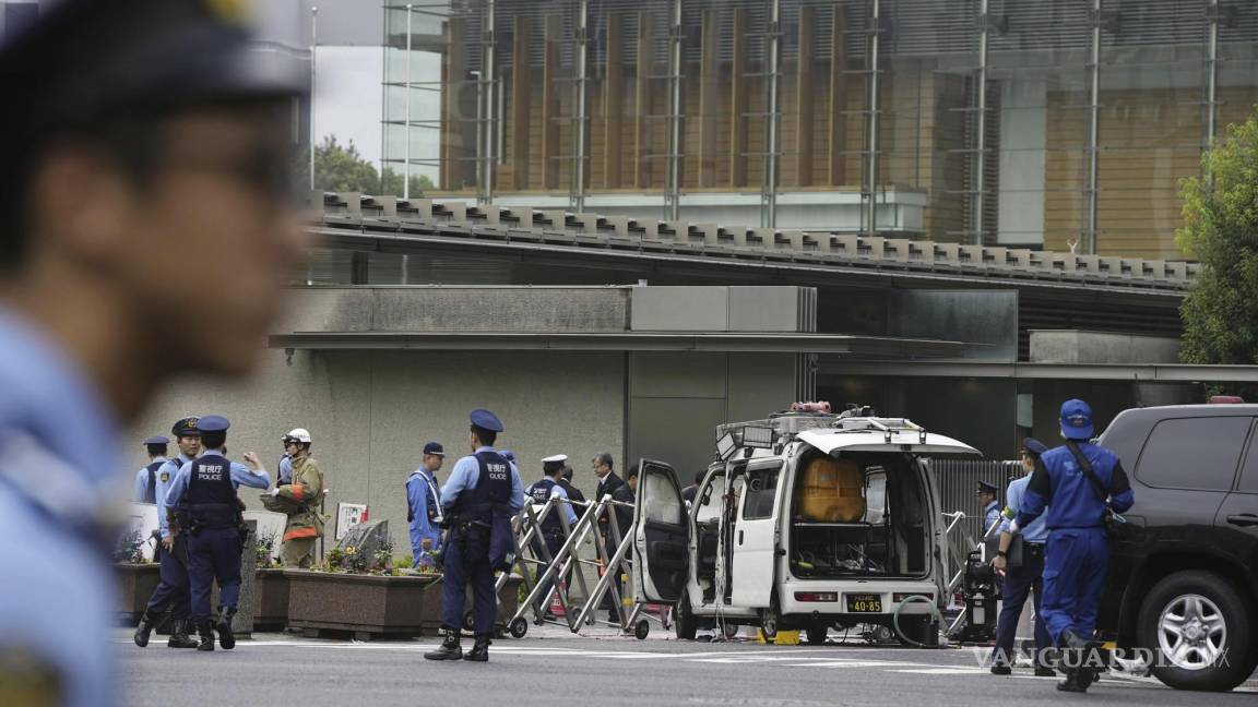 Atacan sede de partido gobernante de Japón con bombas incendiarias; hay un detenido