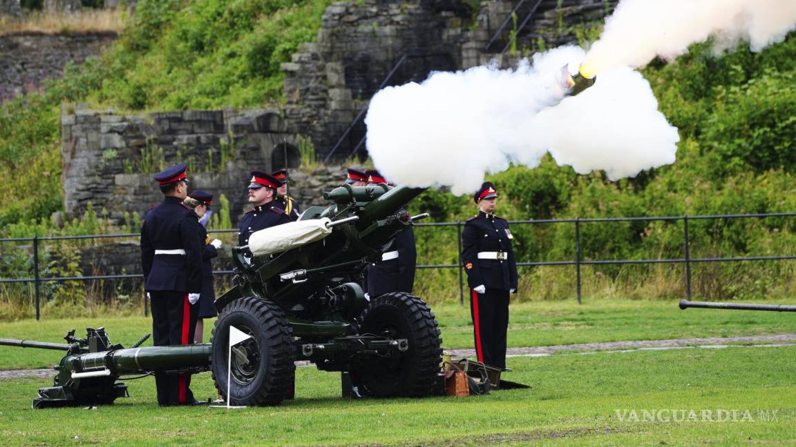 $!Miembros del Régimen Real de la Artillería 104 rindieron homenaje.