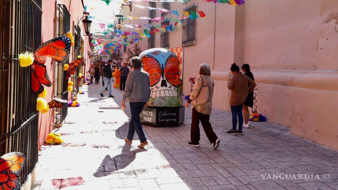 $!El Festival Paso de la Mariposa Monarca en Callejón Santos Rojo estará en exhibición del 27 de octubre al 6 de noviembre.