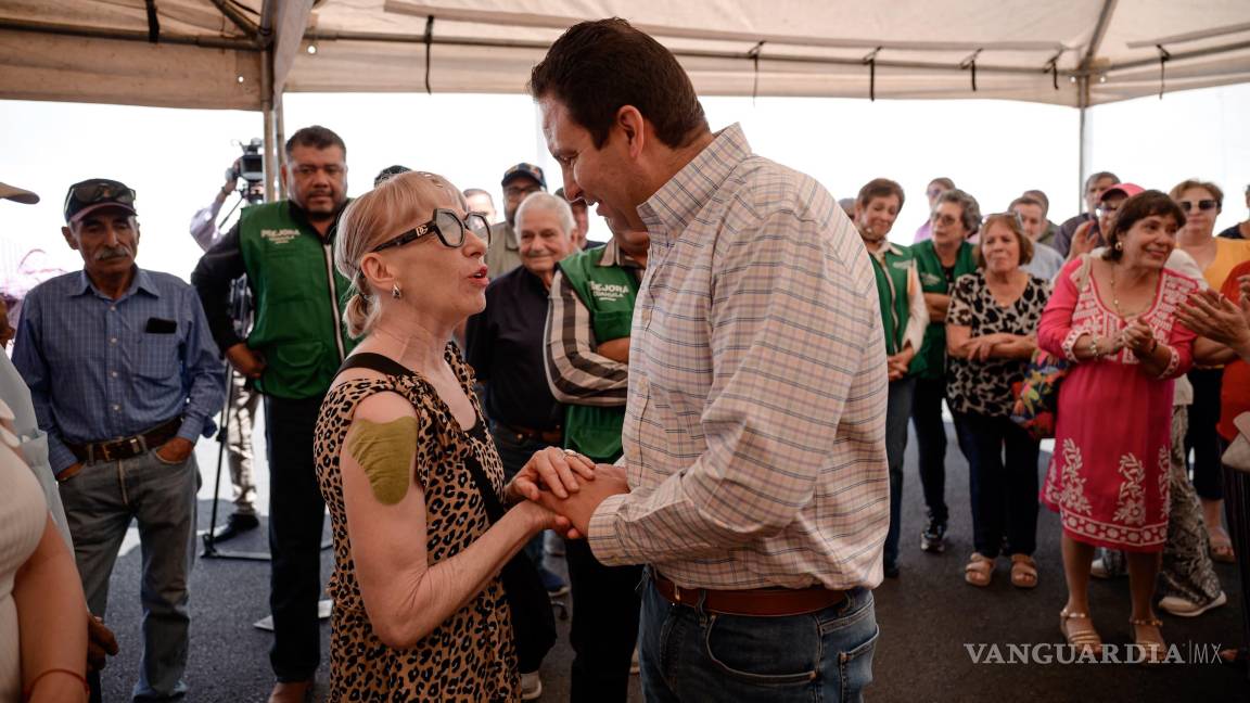 $!Vecinas y vecinos agradecieron al edil por cumplir su compromiso y mejorar la calidad de vida del sector.