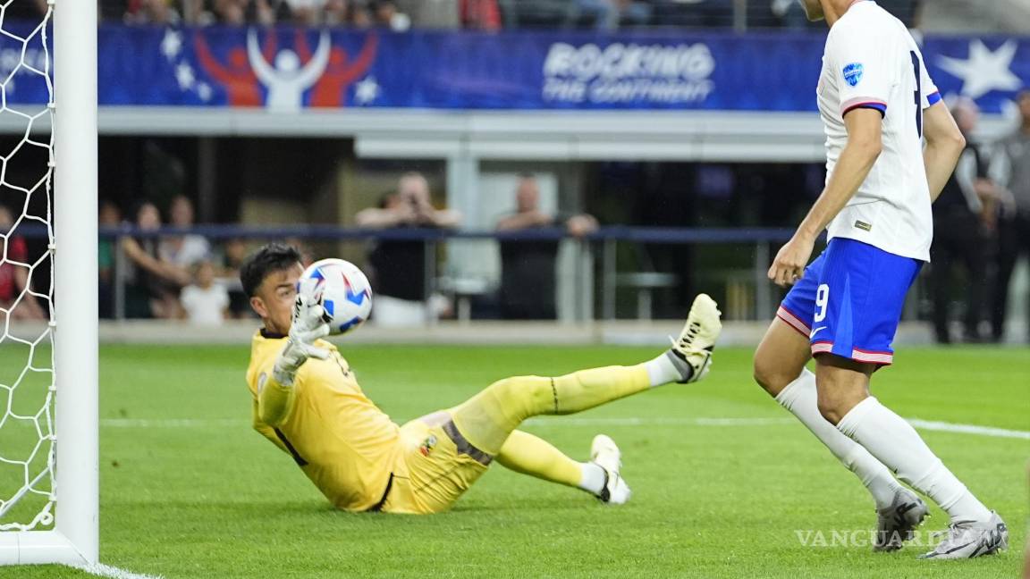 $!El guardameta Guillermo Viscarra fue el jugador más destacado por parte de la causa boliviana.