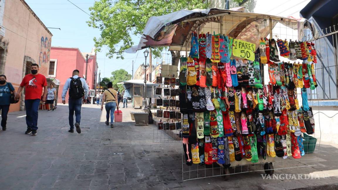 Venden de “todo”... aumenta ambulantaje en el Centro Histórico de Saltillo