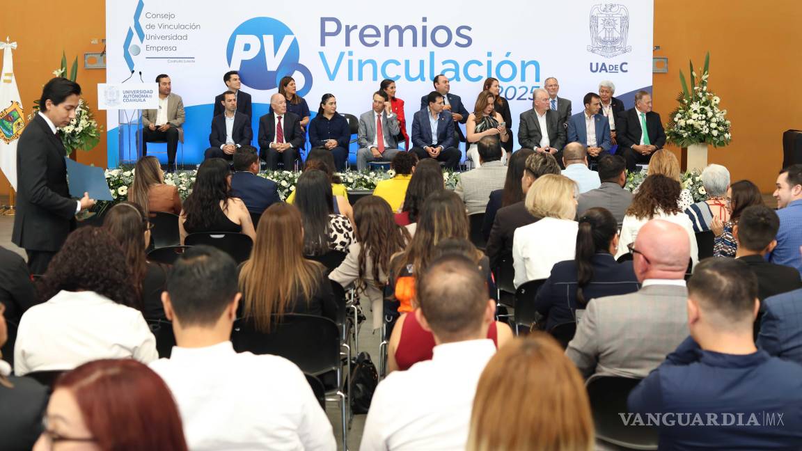 Entregan Premio de Vinculación 2025; reconocen a estudiantes, docentes y empresas