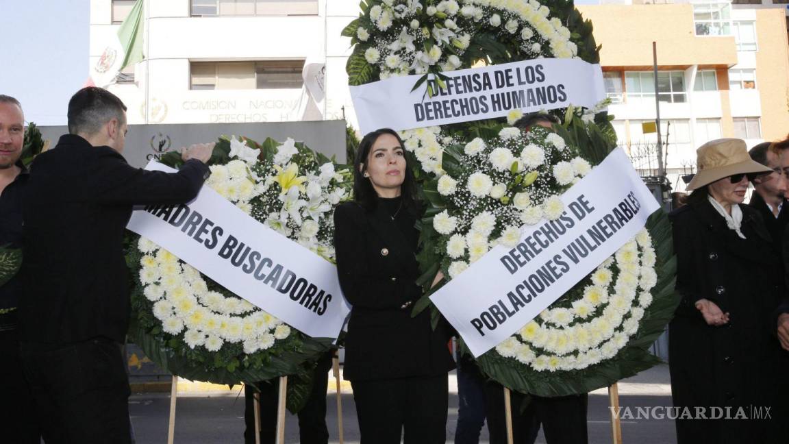 Ante reelección de Rosario Piedra en la CNDH, PAN organiza el ‘funeral’ de los derechos humanos