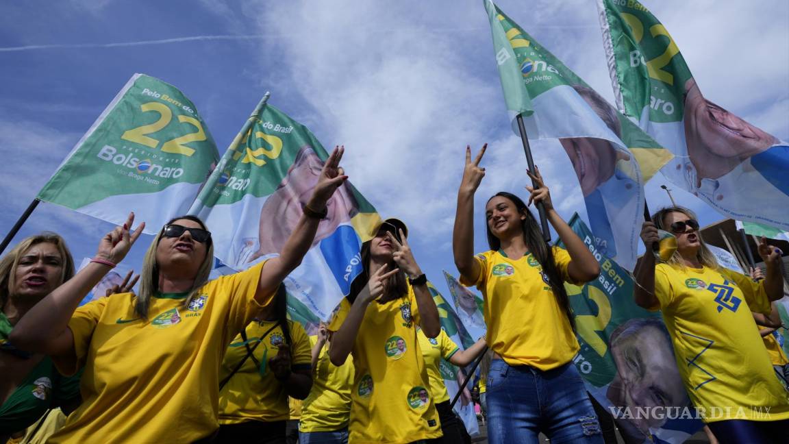 Siembran desconfianza en elecciones de Brasil