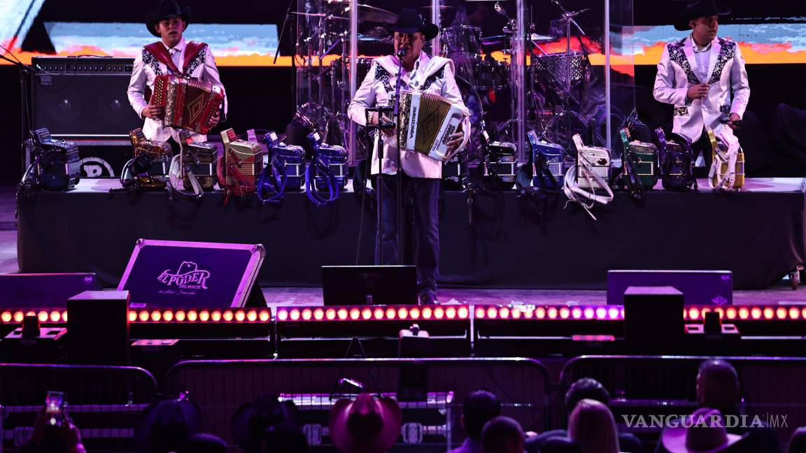 $!Pesado enciende “La Fiesta del Acordeón” en Saltillo