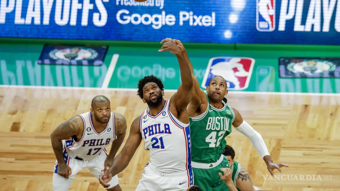 Ni el MVP salva a los 76ers; Celtics empata la serie