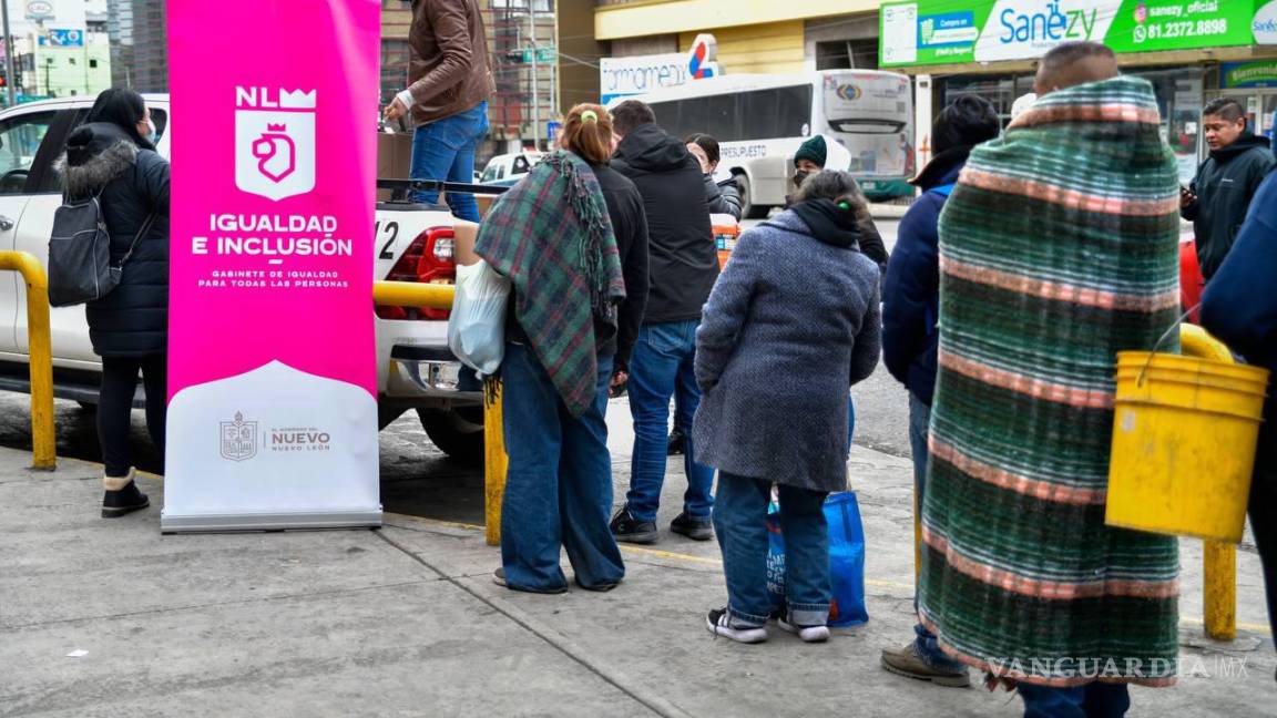 Encabeza Samuel García operativo ‘Abriga Nuevo León’ ante bajas temperaturas