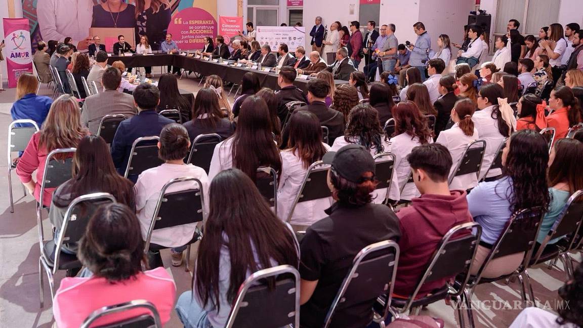 DIF Saltillo fortalece la entrega de apoyos económicos y servicios de salud en comunidades vulnerables