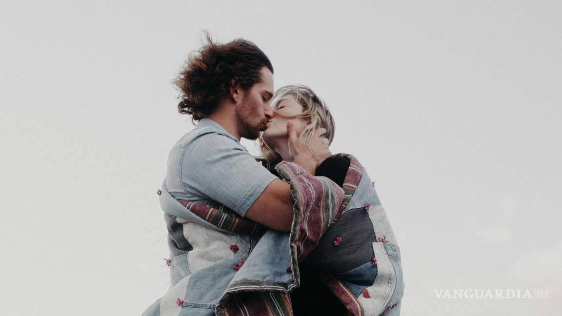 $!El psicólogo Robert Sternberg desarrolló la Teoría del Triángulo del Amor, un modelo que explica cómo se construyen y mantienen las relaciones afectivas.