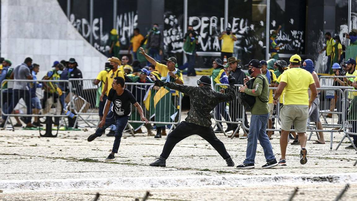 Cae cúpula de Policía Militar en Brasil por ‘permitir’ ataque de enero de bolsonaristas