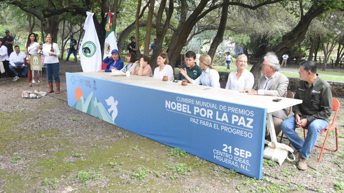 Shirin Ebadi, Premio Nobel de la Paz 2003, visita centro de educación ambiental en Nuevo León