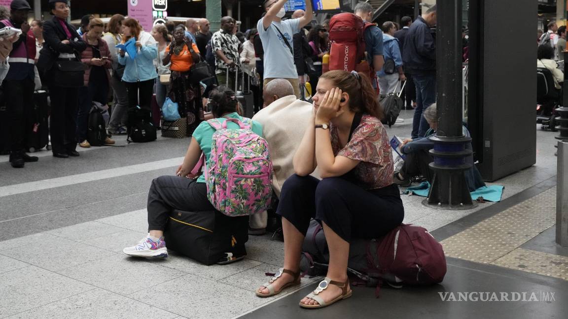 Restablecen parcialmente el servicio en las redes ferroviarias en Francia