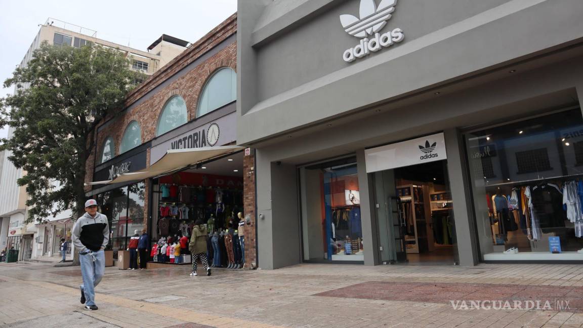 Adidas, Fantasías Miguel y Little Caesars: franquicias siguen apostando por calle Victoria en Saltillo