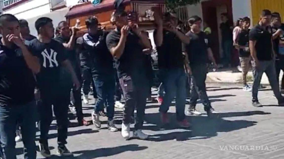 $!Ahora soy una más de los padres de los 43: madre de normalista de Ayotzinapa asesinado por policías