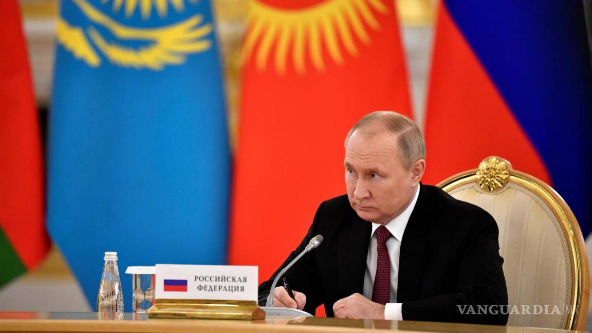 $!El presidente ruso Vladimir Putin asiste a una reunión de los líderes de los estados miembros de la Organización del Tratado de Seguridad Colectiva en el Kremlin.
