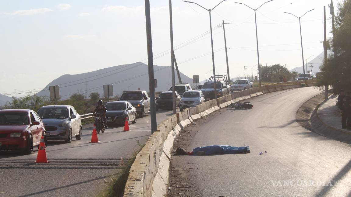 Muere joven motociclista tras brutal accidente en Ramos Arizpe