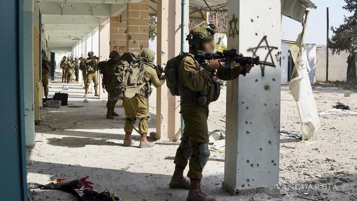 $!Las tropas israelíes mantienen sus operaciones militares en Jan Yunis, el barrio de Zaytun en ciudad de Gaza, así como en el centro de la Franja.