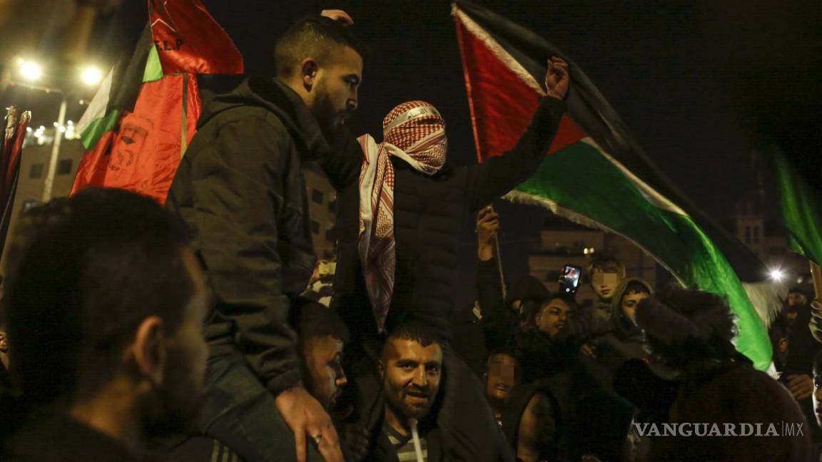 Tregua en el Medio Oriente: Israel libera primeros 90 presos palestinos; los reciben con júbilo