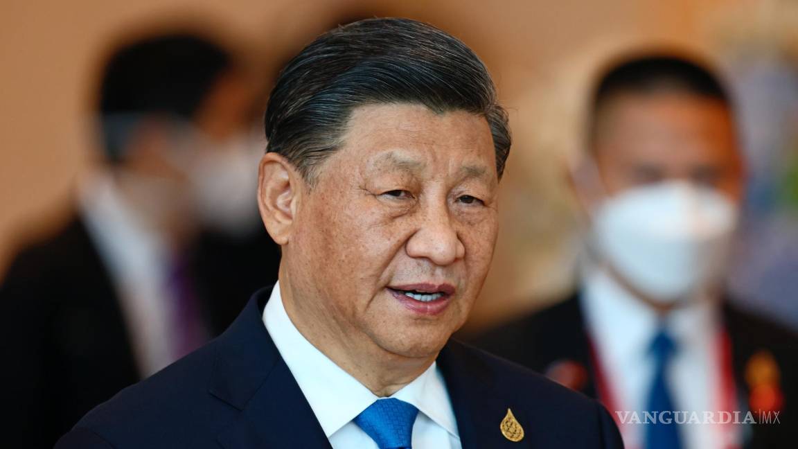 $!El presidente de China, Xi Jinping, llega a la cumbre de la APEC, el 19 de noviembre de 2022 en Bangkok, Tailandia.