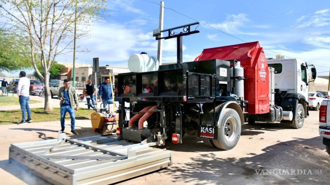 Implementan nueva tecnología en Torreón: sistema bacheador térmico infrarrojo