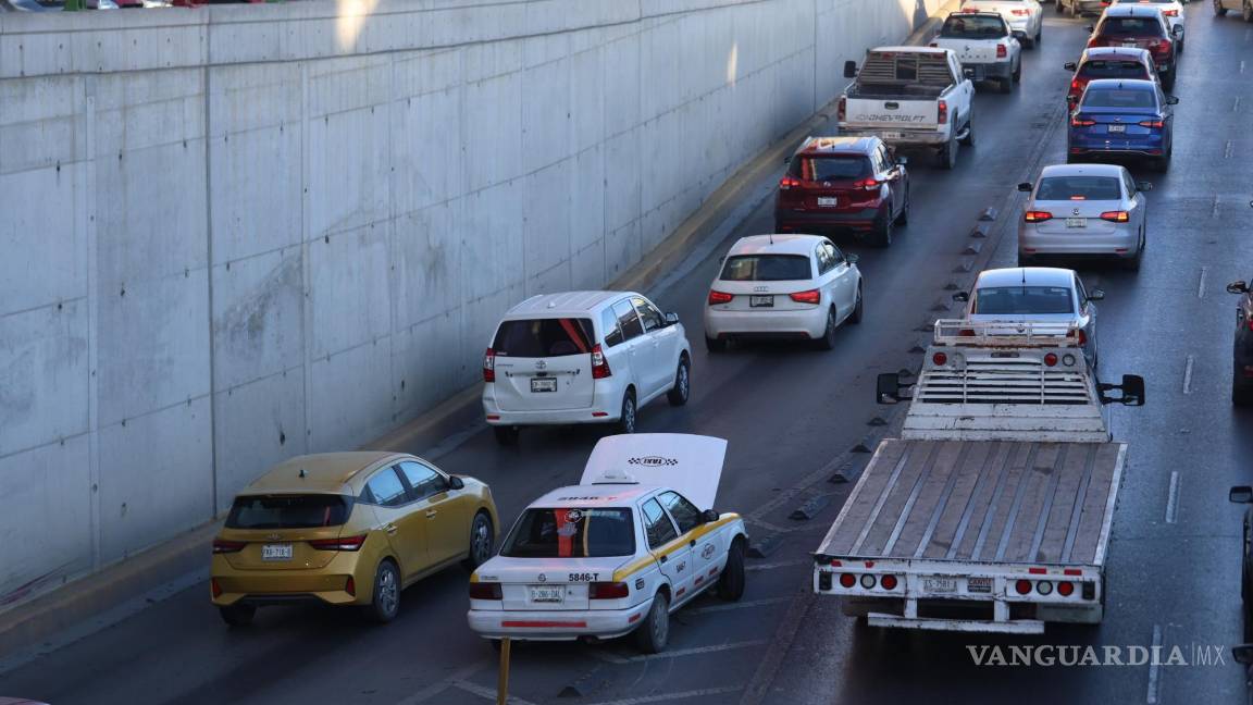 Saltillo: Operativo vehicular en El Sarape funcionó... hasta que chocaron