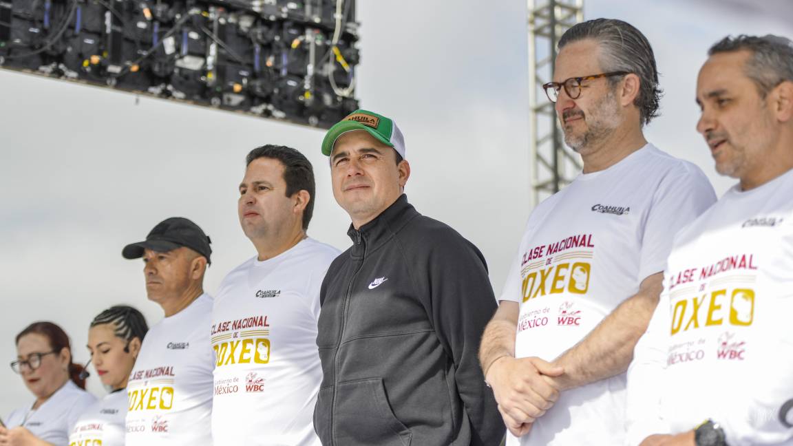 $!Autoridades locales y federales participaron activamente en la jornada, mostrando su apoyo al fomento del deporte y la unidad entre instituciones y ciudadanía.