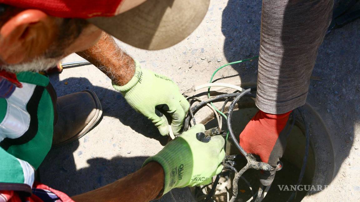 $!En la comunidad de Santa Luz Analco se rehabilitó el sistema de alumbrado público, mejorando la seguridad nocturna para sus habitantes.