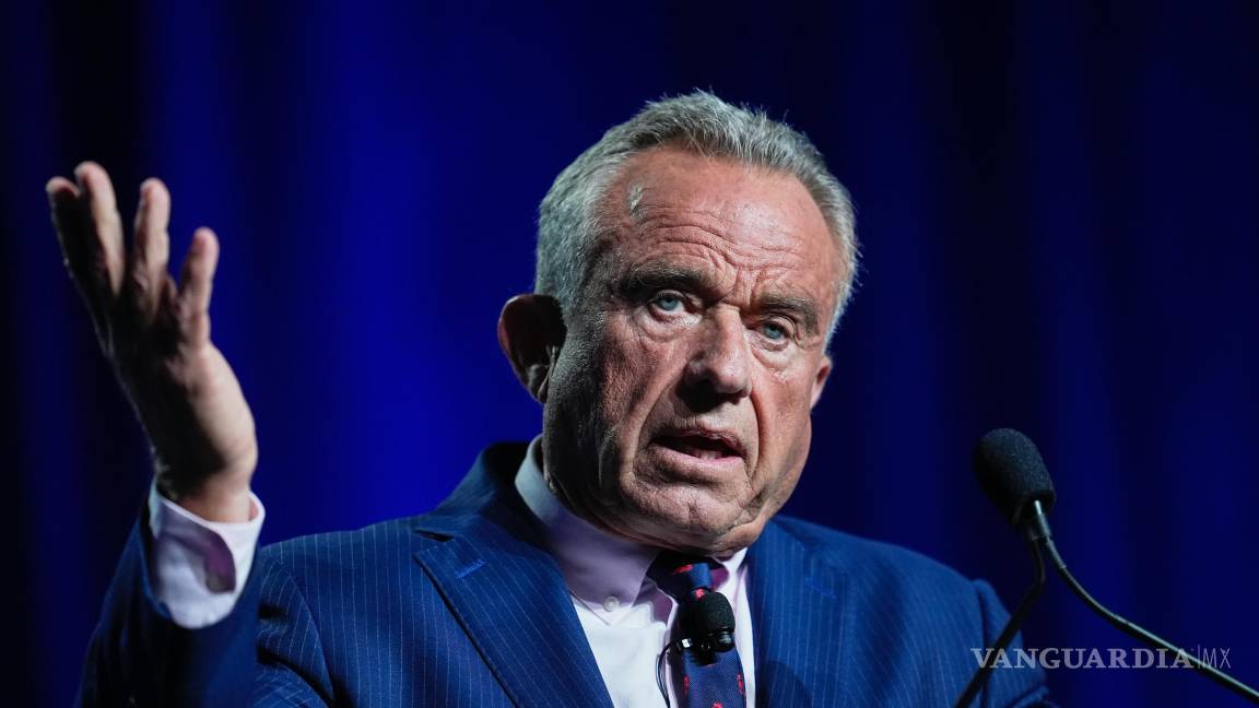 $!El informe contradice la orientación de la Asociación Médica Estadounidense, que insta a los estados a no prohibir la atención de afirmación de género para menores.