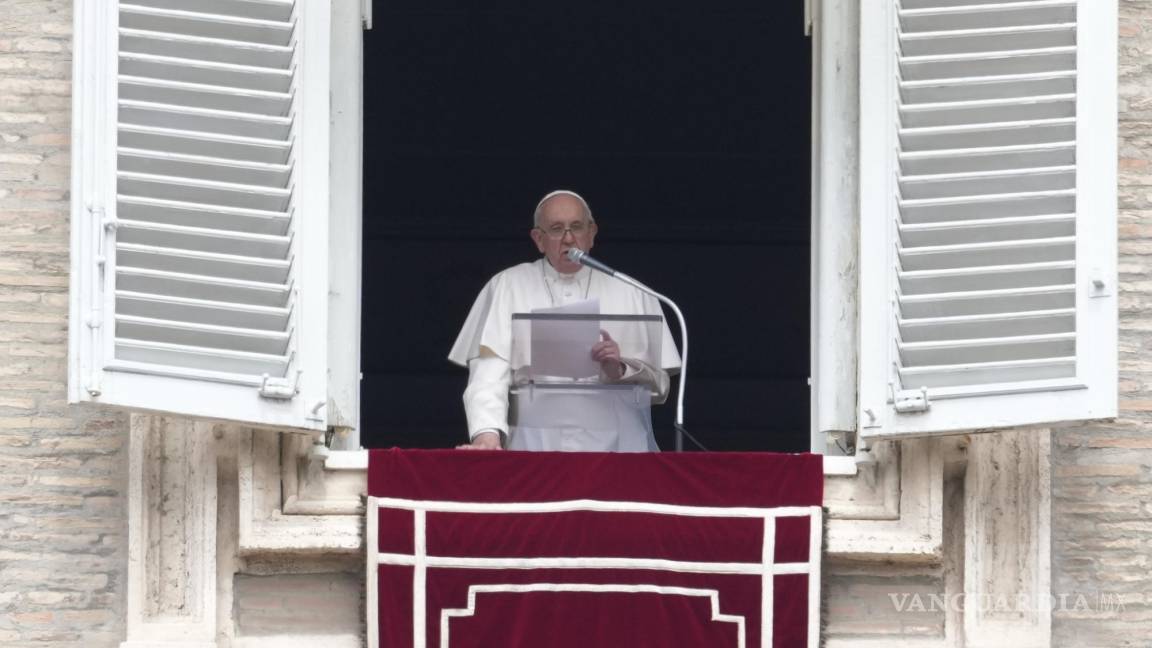 Clama papa Francisco escuchar a la gente; pide rezar para acabar con la “locura de la guerra”