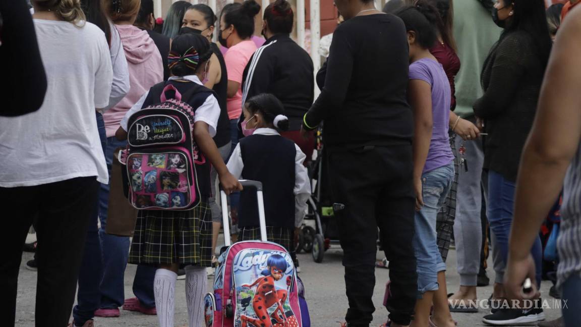 Saltillo: regresan a clases sin docentes en la escuela ‘Miguel López’, denuncian padres de familia
