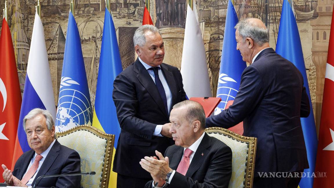 Pactan Ucrania y Rusia desbloqueo a cereales